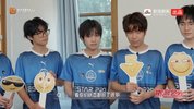 热浪之外 第二季 (2025)[附第1季]