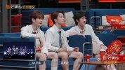 P 披丨荆斩棘2025