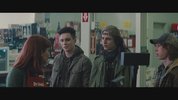 不要抬头 (2021) 4K HDR 内封简繁中字 NF原版(1)