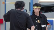 p披丨J.Z(1)